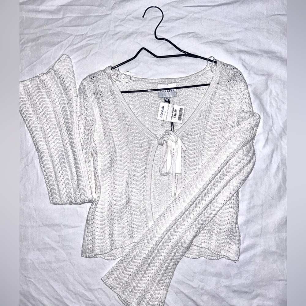Flare sleeve knit cardigan